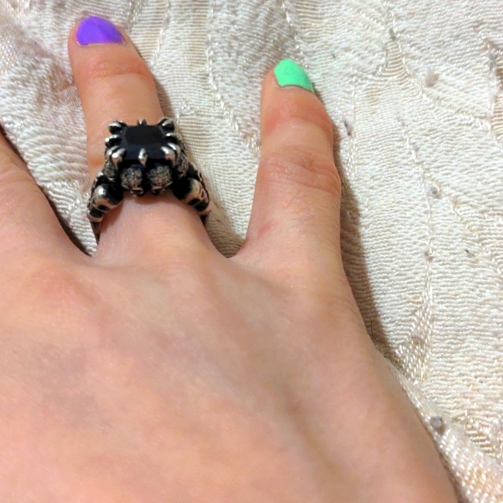 Jeulia Skull Ring